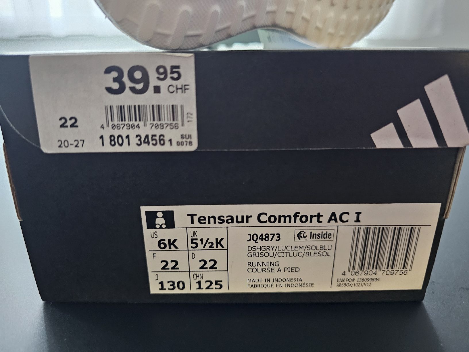 Adidas Scarpe per ragazzi: Adidas & Nike Kinderschuhe – Nuovo e nell'imballaggio originale da Zürich venduto da sav_8c2f 5