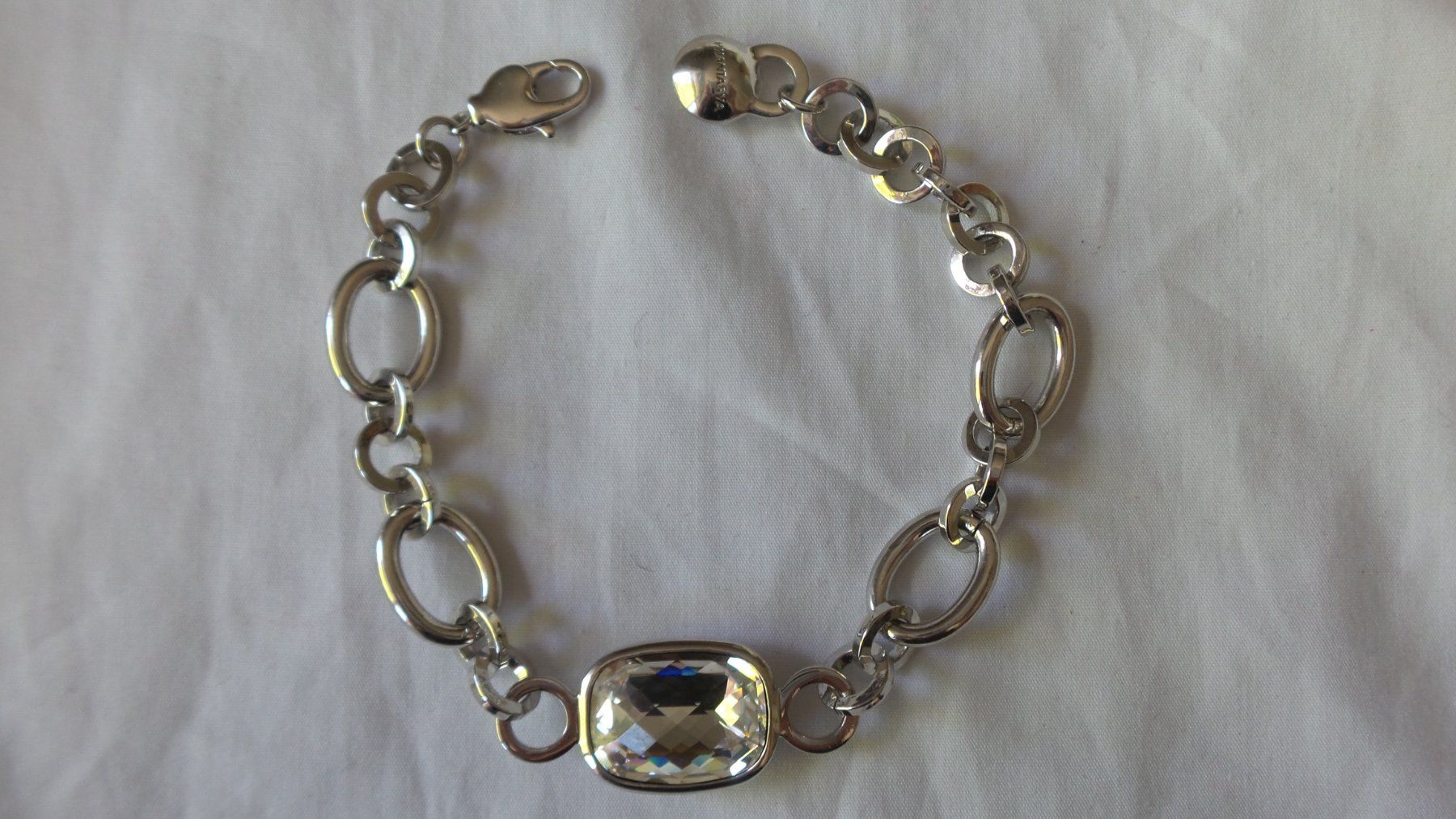 Swarovski Bracciali & Braccialetti: Armband mit Swarovski-Stein weiss – Usato da Muttenz venduto da einfach-schoen