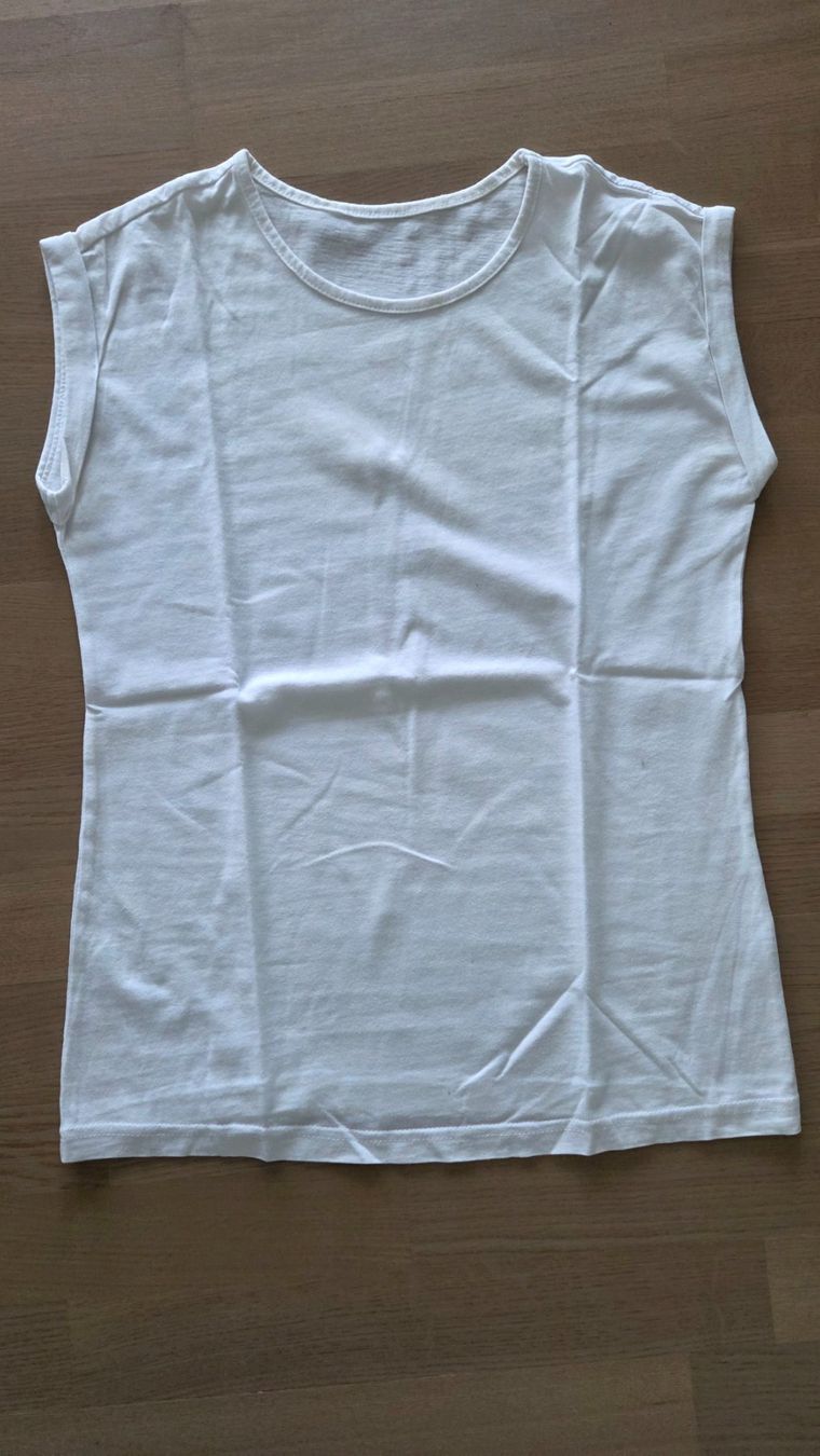 T-Shirts: T-Shirt – Gebraucht aus Einsiedeln von kiphrajaya