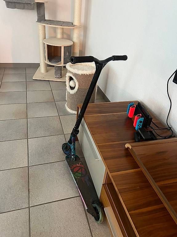 Kickboard: Scooter,Trottinett, Tretroller – Usato da Bad Zurzach venduto da deb_hs68 1