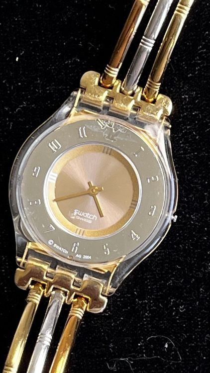 Swatch Montres: Swatch Damenuhr, Gold/Silber, elegantes Design – D'occasion à Grenchen par chththl
