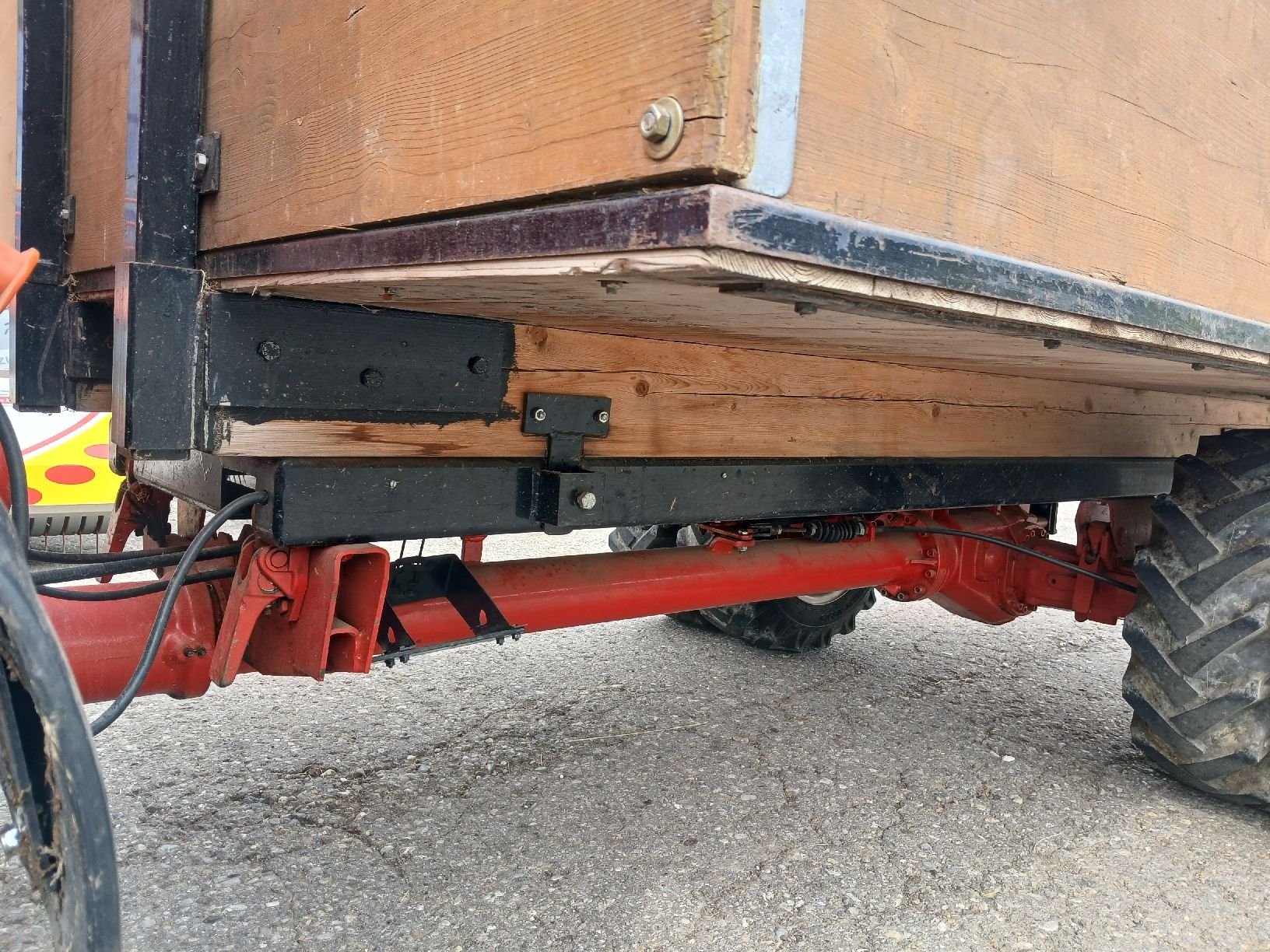 Aebi Autoribaltabili: Holzbrücke zu Aebi Transporter  – Usato da Wildhaus venduto da tad_7vbl 1