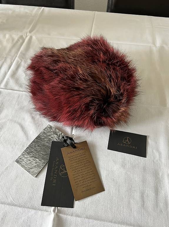 Copricapi, berretti & cappellini: Echtpelz Trapper Hat von Asandri – Usato da bern venduto da Ruzenka 1
