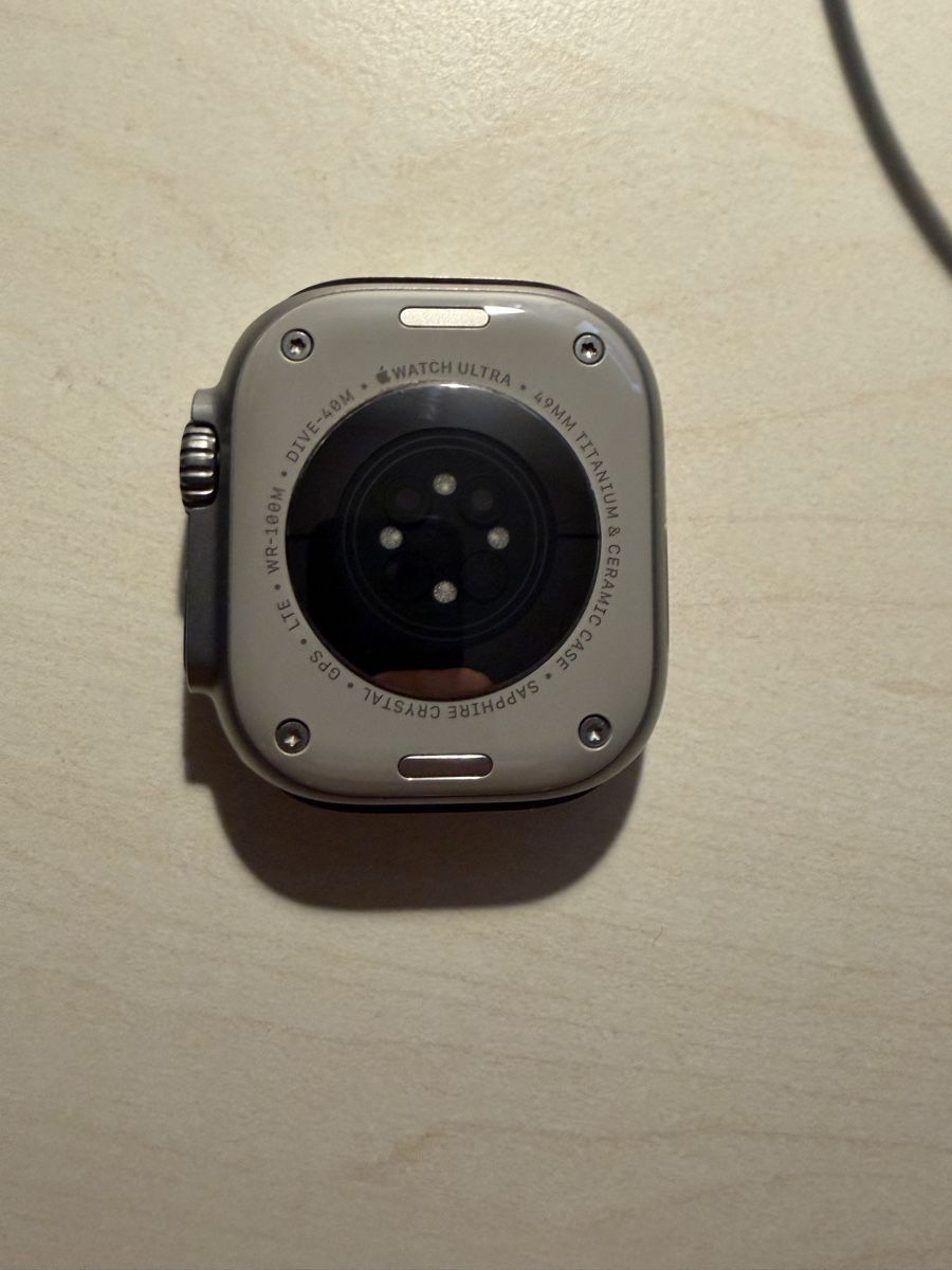 Apple Smartwatch: Apple Watch Ultra 1 – Usato da Luzern venduto da and_s8lc 1