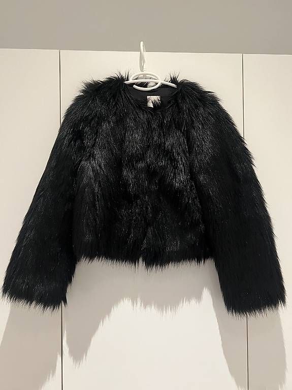 H&M Giacche: Kunstfelljacke schwarz – Nuovo (secondo la descrizione) da Dübendorf venduto da fadrinli