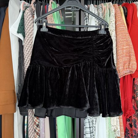Rock CLAUDIE PIERLOT Samt Schwarz Groesse 38 neu