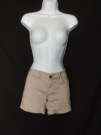 short beige