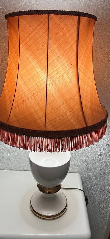 Lampen: Große Vintage Lampe / Tischleuchte  – Gebraucht aus Zürich von mar_7jfd 2