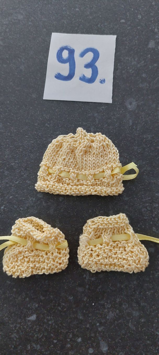 Bambole: Miniatur Puppenkleidli  – Nuovo e nell'imballaggio originale da Muri AG venduto da nindo1 5