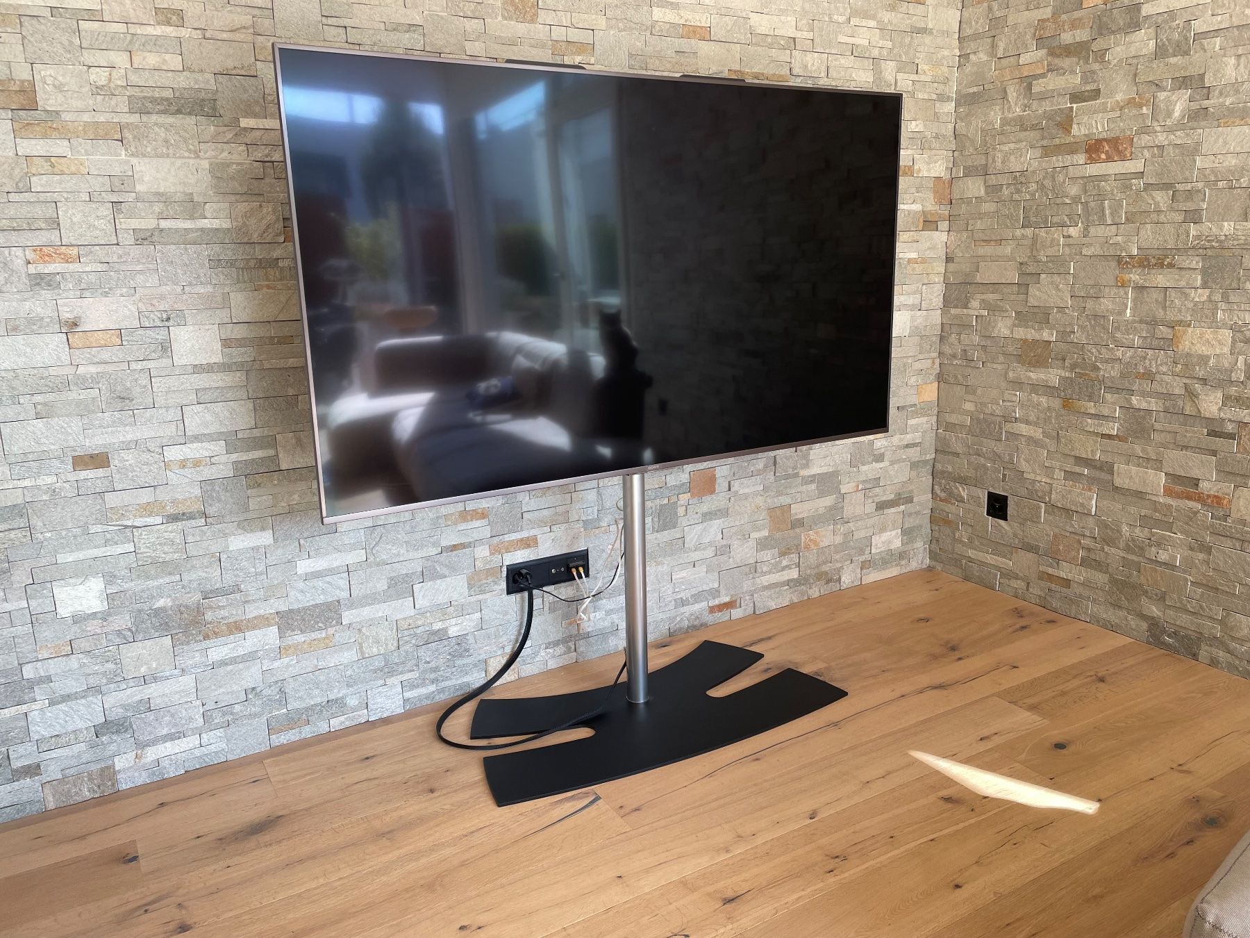 Bildschirmhalterung: Support de sol LUX-UP 1600 XL noir – Gebraucht aus Corminboeuf von Happy_Bird 1