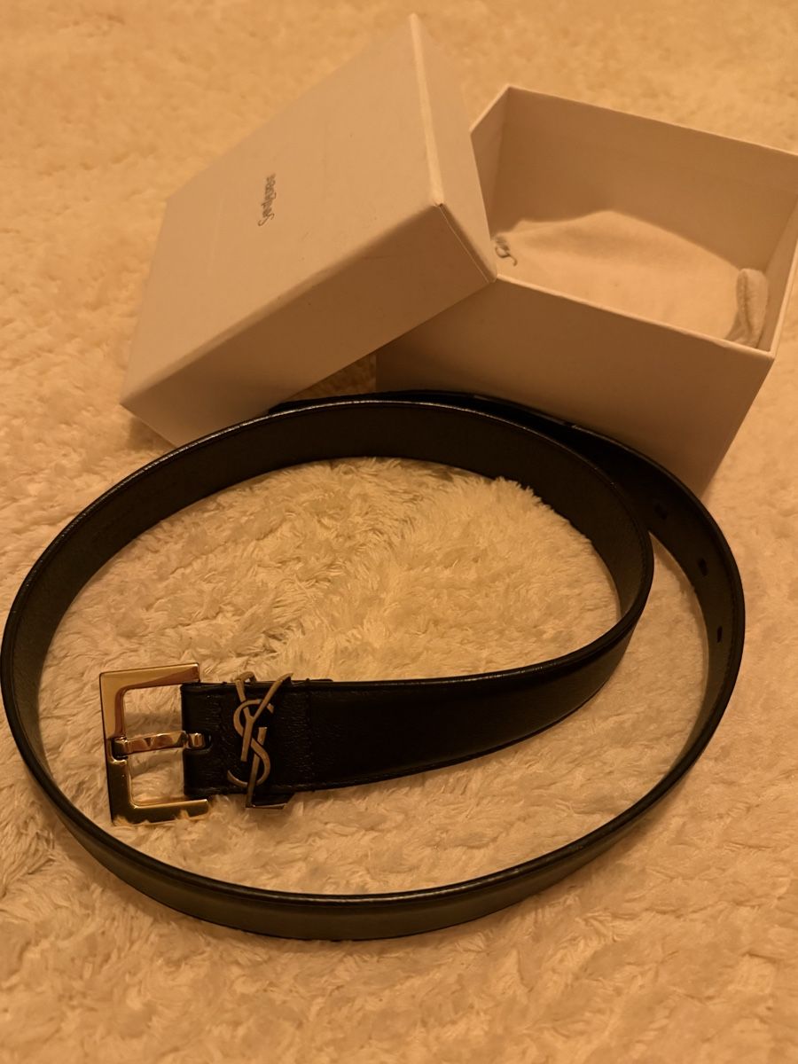 Saint Laurent Gürtel: Yves Saint Laurent Gurt – Gebraucht aus Ennetbürgen von elainelillyyy