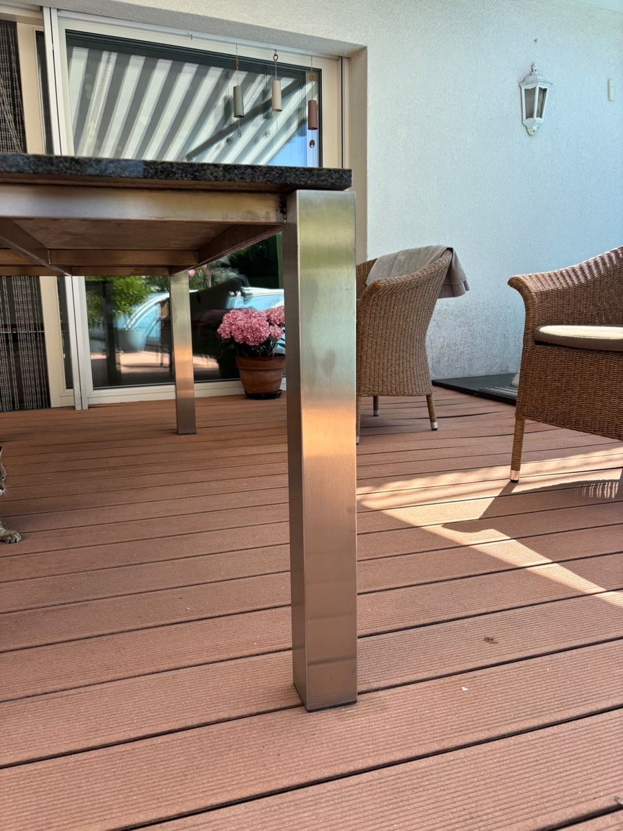 Tische: Gartentisch guter Zustand – Gebraucht aus sursee von Tillorswift 2