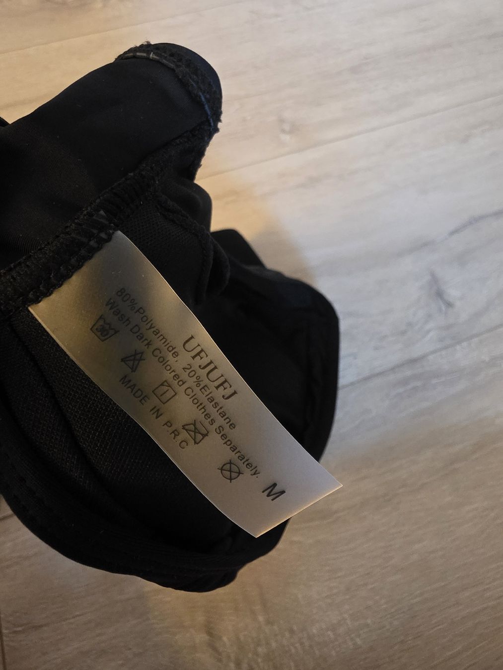 Maillots de bain & Bikinis: Bikini Oberteil schwarz Grösse M neu – Neuf (Voir description) à Wigoltingen par Zuckerfee84 3