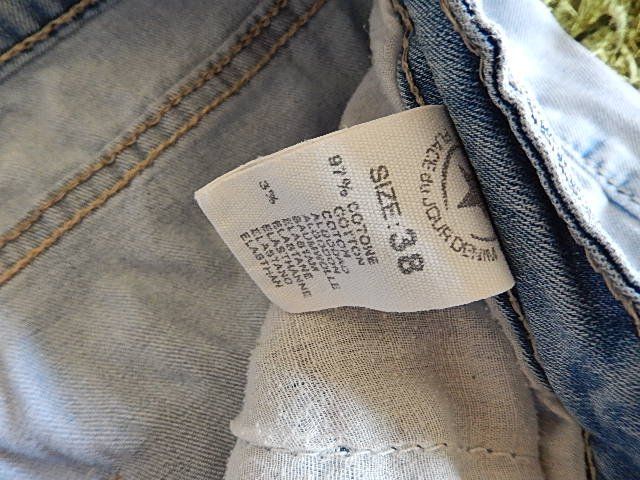Jeans: JEANS Place du jour – Usato da Aesch venduto da alaine6262 4