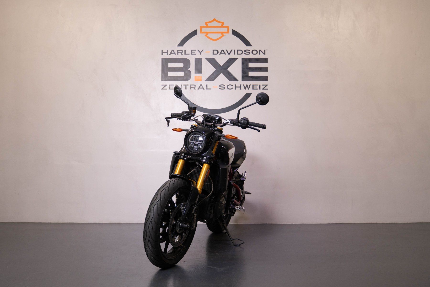 Indian Motorcycle Strada: Indian FTR 1200S RR – Usato da Hünenberg venduto da Maxim369 1