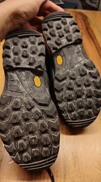 Scarpe per ragazzi: Lowa Wanderschuhe Kind Gr. 38 – Usato da Baar venduto da Baarsan 3