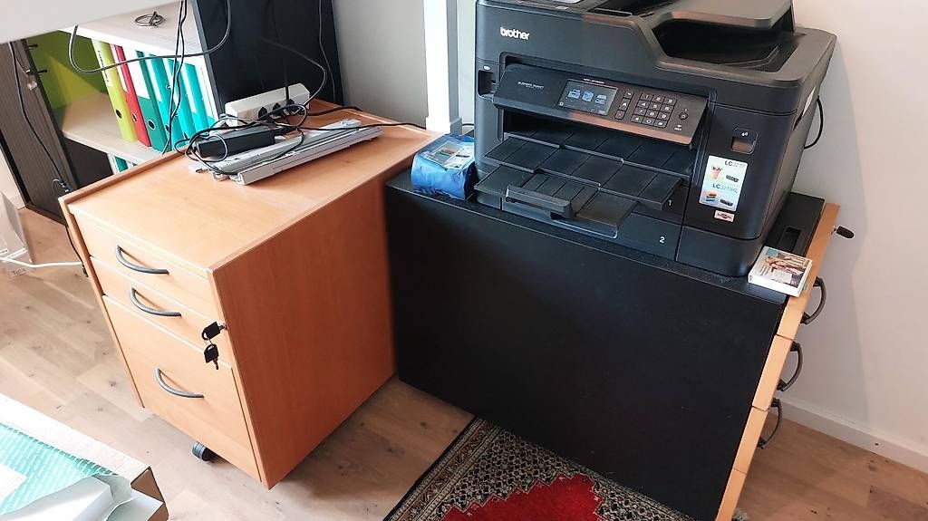 Eléments de bureau: Büro Rollcontainer – D'occasion à Bauma par uim_7klr 2