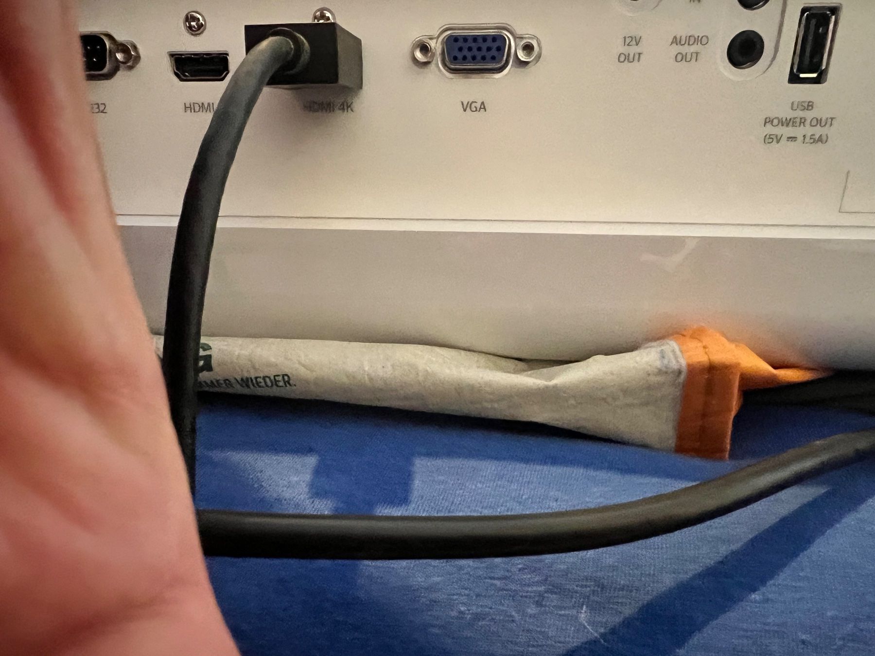 Videoprojektoren: OPTOMA UHD 40 Beamer – Gebraucht aus Pfäffikon ZH von SammlerTony 8