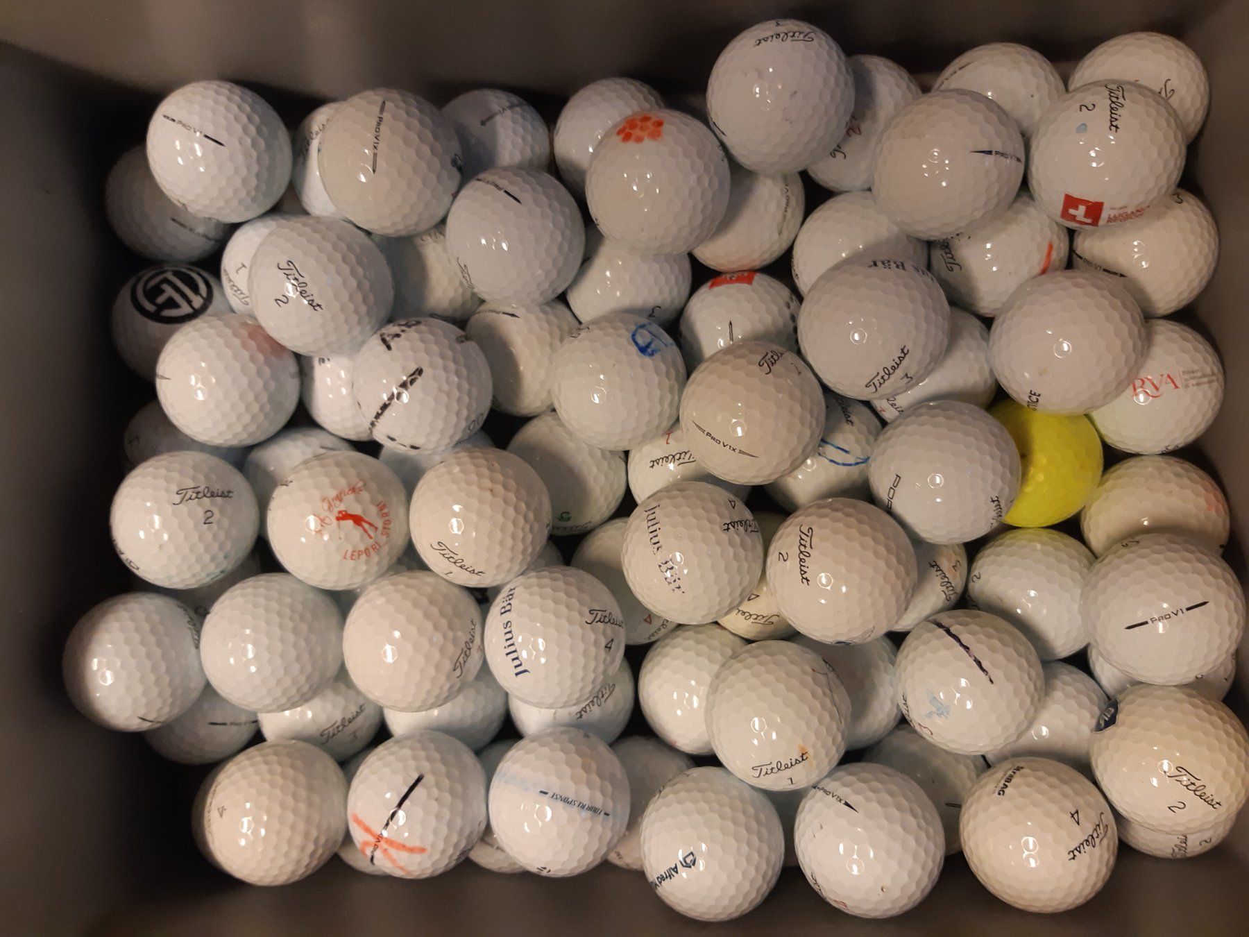 Titleist Ballons: Palline da golf Titleist Pro v1/v1x – D'occasion à Magliaso par Dlele