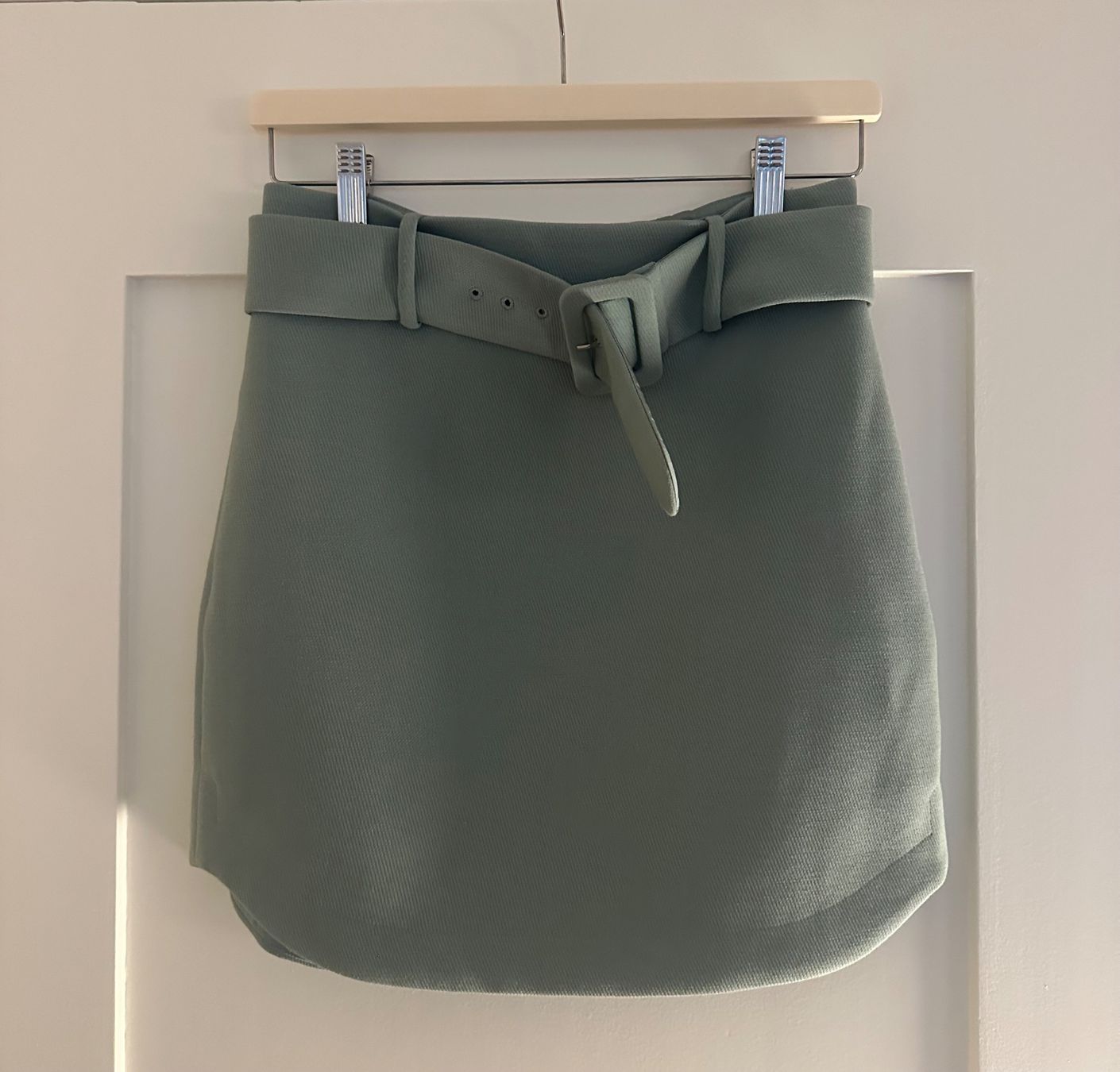 Gonne: Jupe & Other Stories – Usato da Basel venduto da kik_ki_05