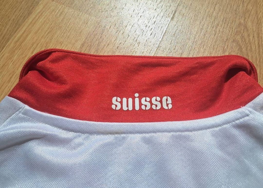 Schweizer Nati Maillots de corps & Pantalons: Fussball Trikot Schweiz Puma  – D'occasion à Biel/Bienne par sof_yx5y 1