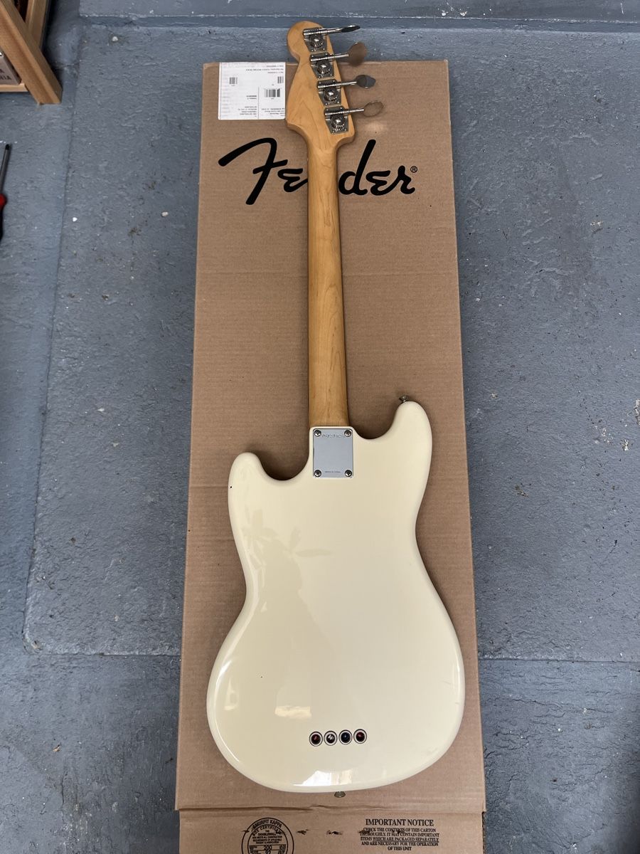 Squier Instruments de musique: 1997 Squier Musicmaster bass – D'occasion à Sierre par Prog_fazz 1