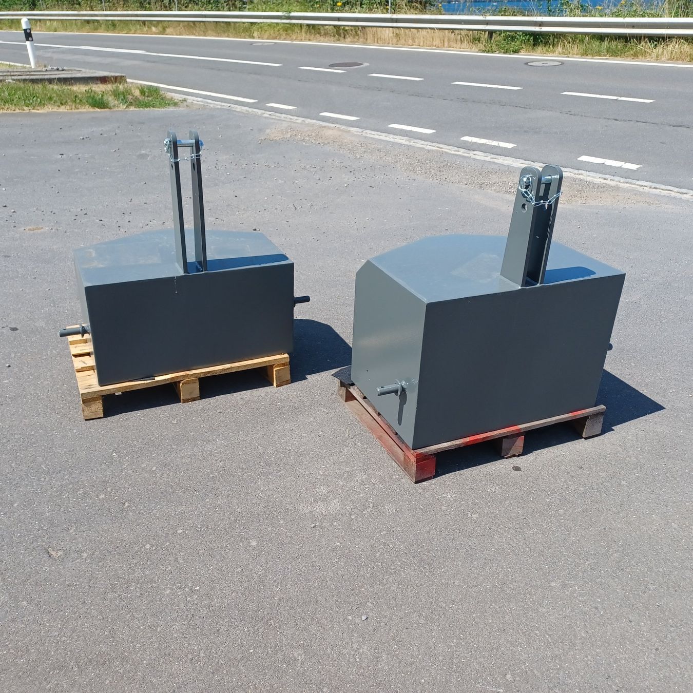 Tracteurs: Frontgewicht – Neuf (Voir description) à immensee par Thsch1 1