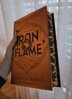 Iron Flame - Rebecca Yarros (English Limited Edition)