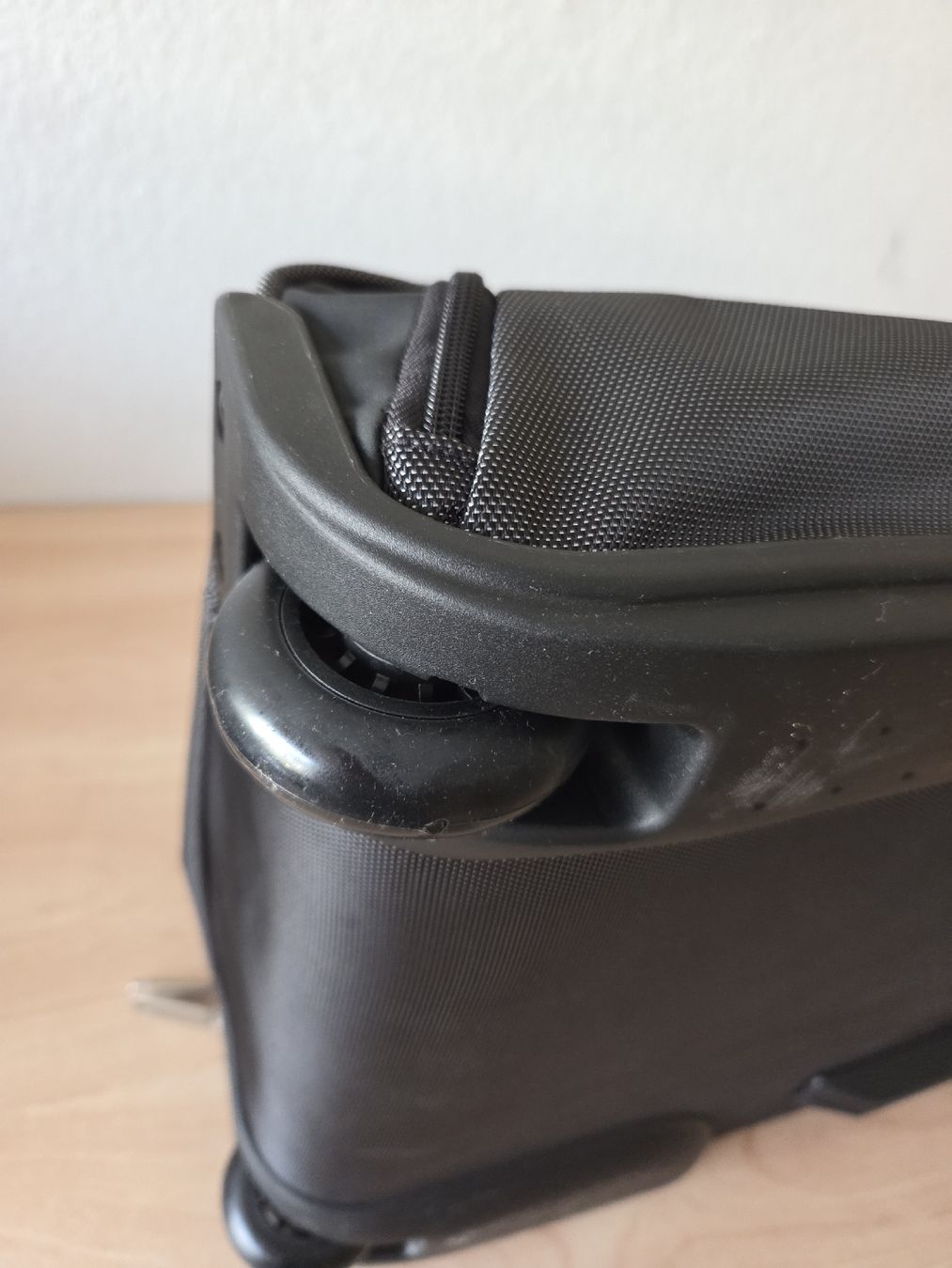 Kappa Borse: Kappa Grosse Reisetasche mit Rollen Neu – Nuovo (secondo la descrizione) da Winterthur venduto da katzen07 5