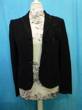 MOSCHINO EXTRAVAGANTE JACKE GR S MIT APPLIKATIONEN SCHURWOLL