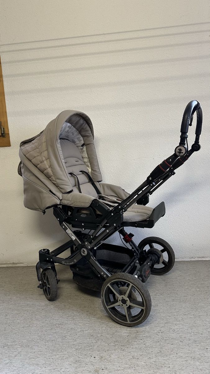 Hartan Carrozzine: Hartan Kinderwagen – Usato da Baar venduto da ann_6qnw