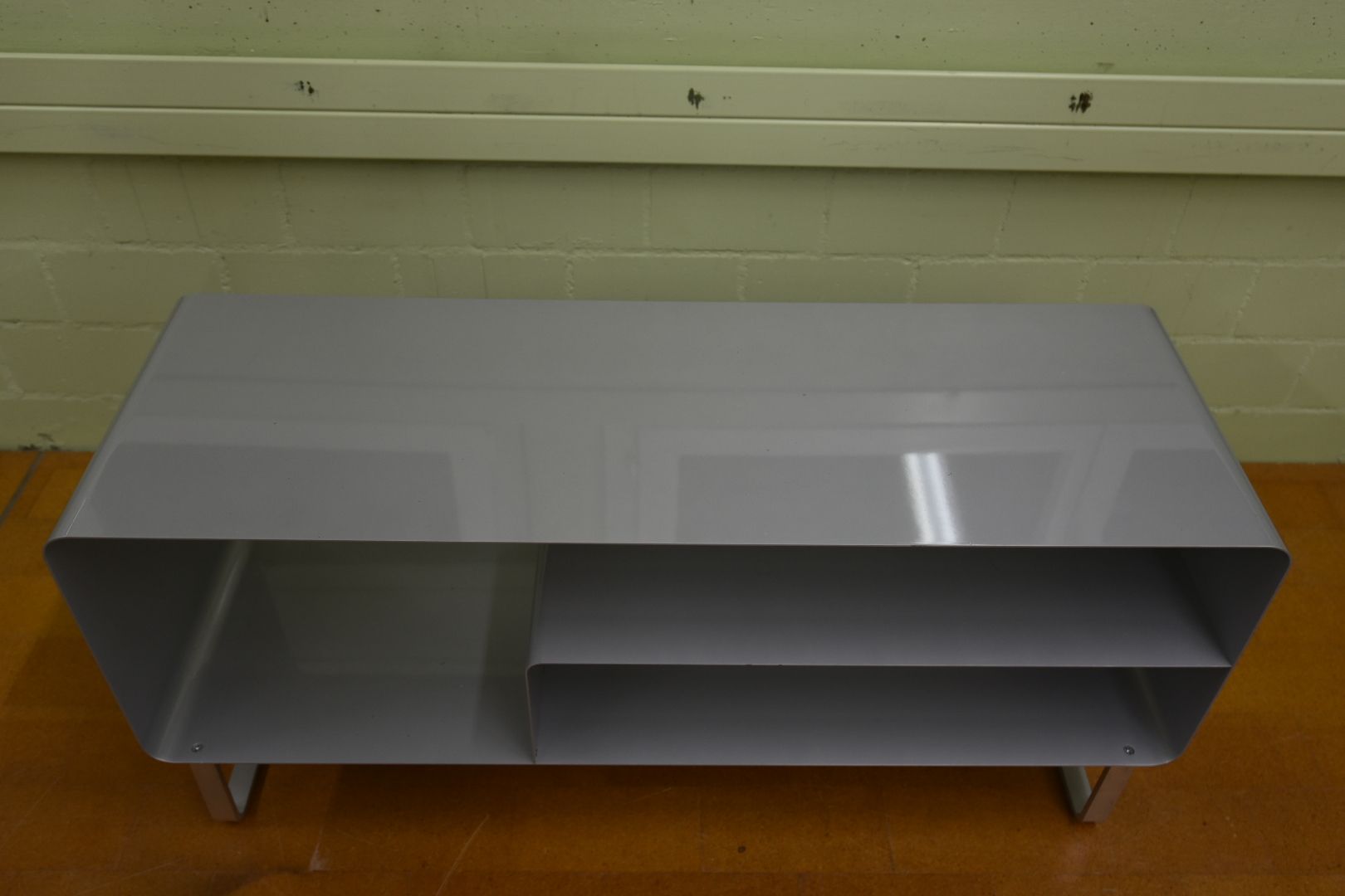Müller Mobili TV: Designer Sideboard R111 Müller Möbelfabrikation TV-Möbel – Usato da Lichtensteig venduto da Polsterwerk 2