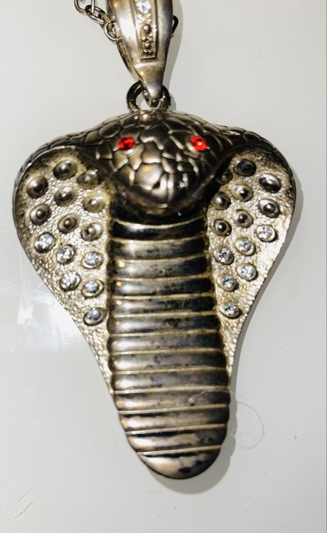 Collana con ciondolo in legno artigianale | Idea regalo