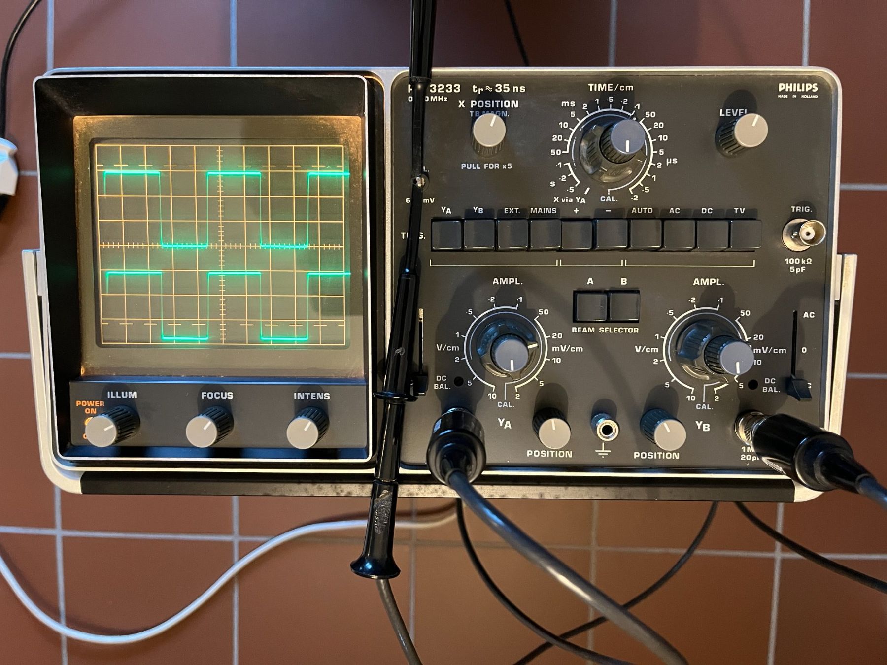 Oszilloscope Philips PM 3233 10Mhz 2 Kanal mit Zubehör (Gebraucht) in ...