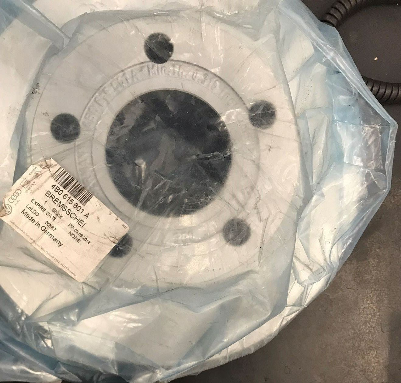 Audi Tutti pezzi di ricambio auto: Bremsscheiben – Usato da Au SG venduto da fiat27 1