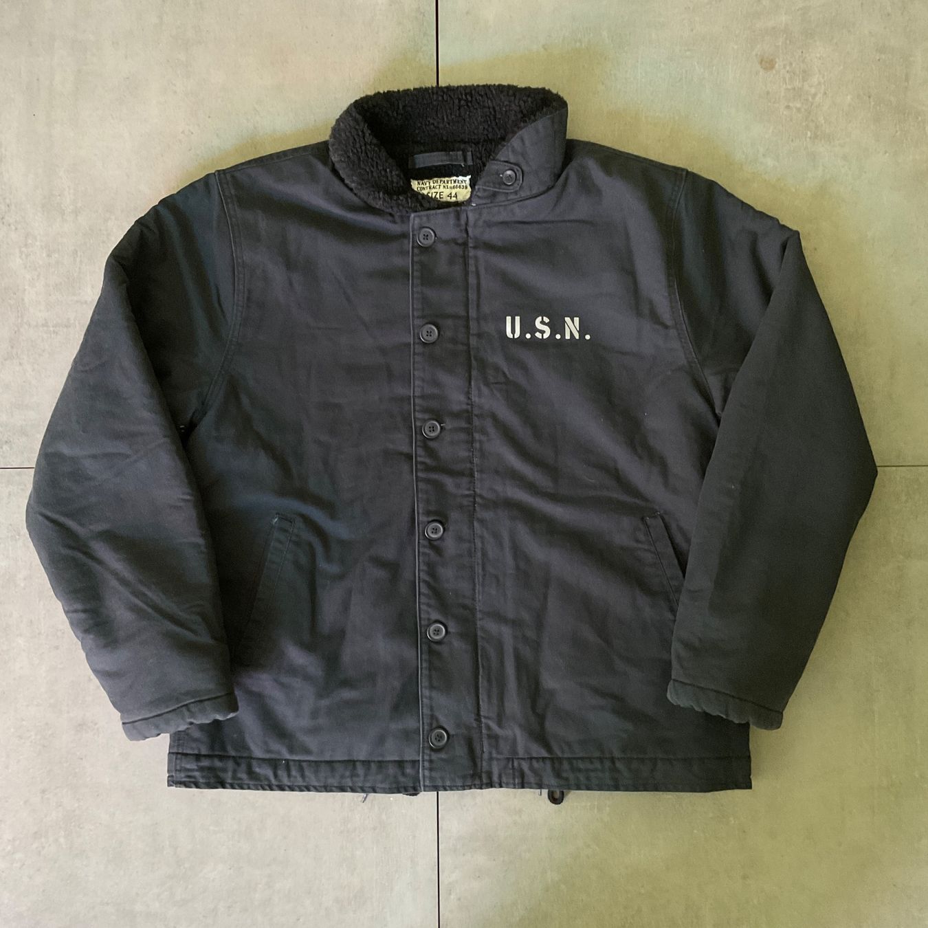 Jacken: 2000s USN Vintage Deck Jacket Replica – Gebraucht aus Bern von shoprestoredvintage