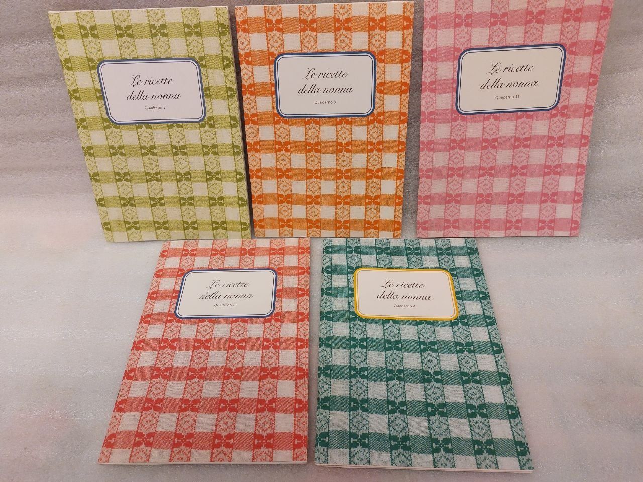 Libri: 5 Quaderni "Le ricette della nonna" - Frs 1 – Usato da Pambio Noranco venduto da Pol69