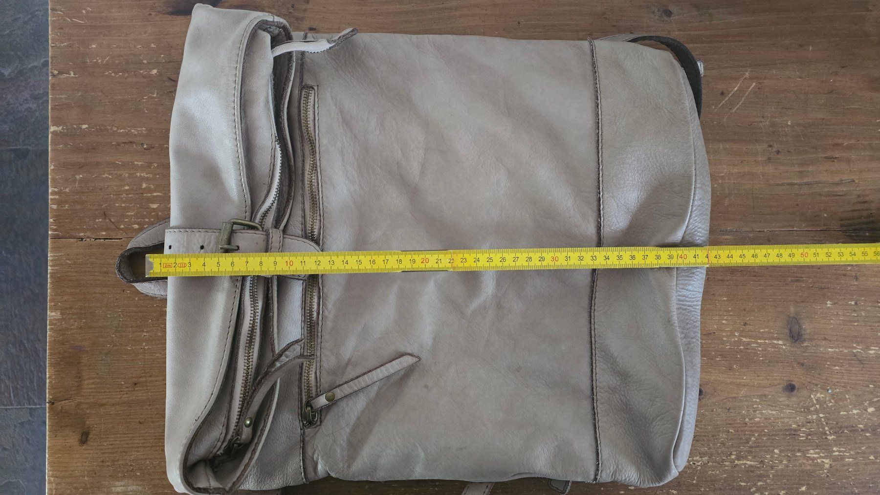 Zaini: Damen Leder Rucksack – Usato da Lausen venduto da Nashorn19 4