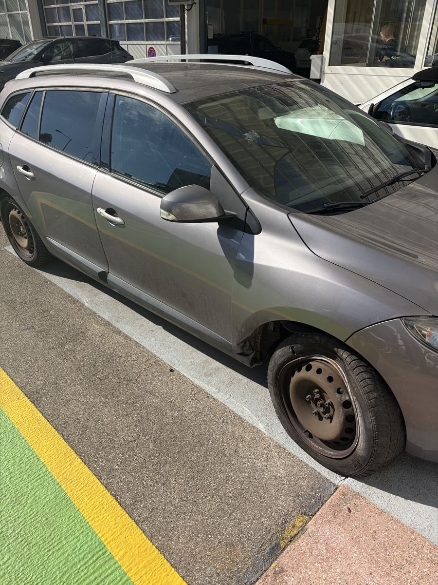 Renault Autos: Mégane 1.5dci – D'occasion à Biel/Bienne par yli_7p75