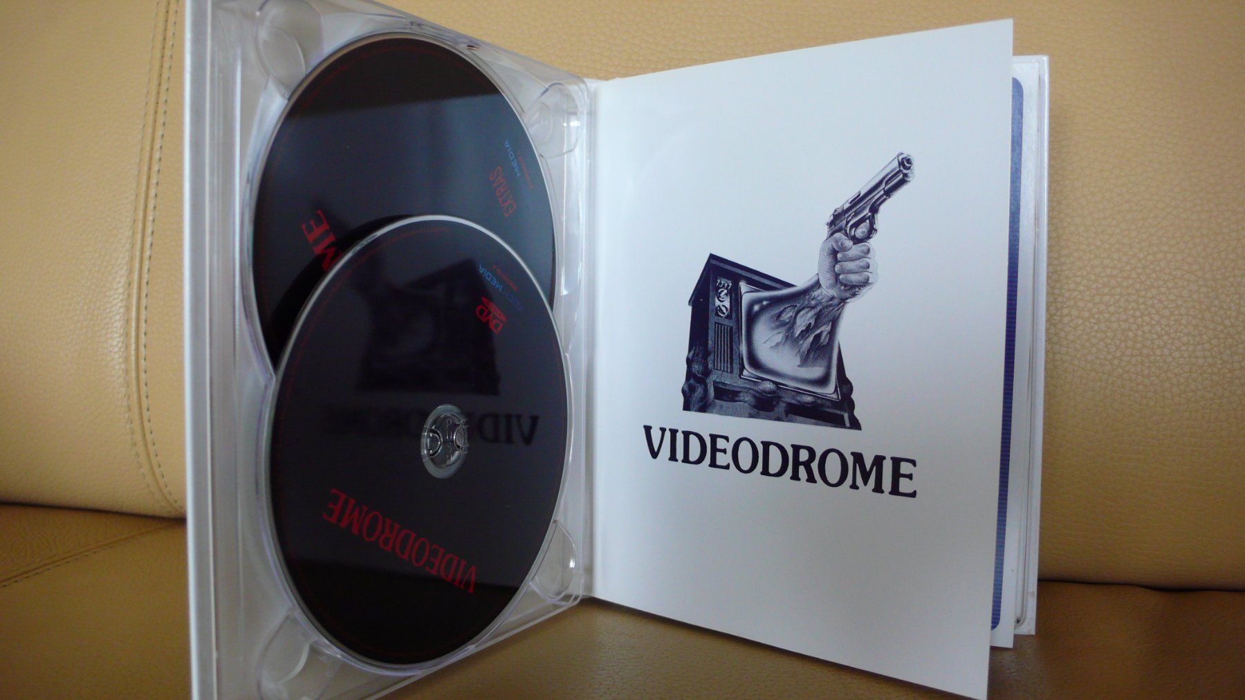 Tutti i DVDs: Videodrome Mediabook (David Cronenberg, Deborah Harry) – Nuovo (secondo la descrizione) da Dorf venduto da Amphibolix 4