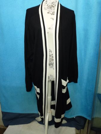 STRICK MANTEL SCHWARZ WEISS GR XL NEU ETIKETT OHNE VERSCHLUS