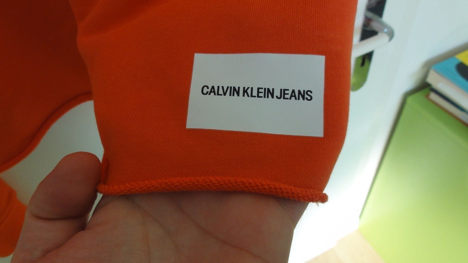 Calvin Klein Maglioni & Felpe: Calvin Klein Pullover -  CropTop Grösse S (Neu) – Nuovo (secondo la descrizione) da ZUFIKON venduto da SULMI01 8