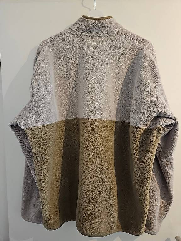 Maglioni & Felpe: Uniqlo Fleecepullover M – Usato da Basel venduto da nav_h662 1