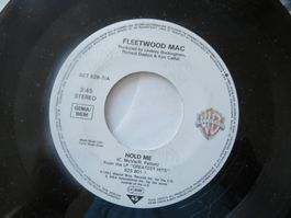 Fleetwood Mac Hold Me / No Questions Asked 7" Vinyl