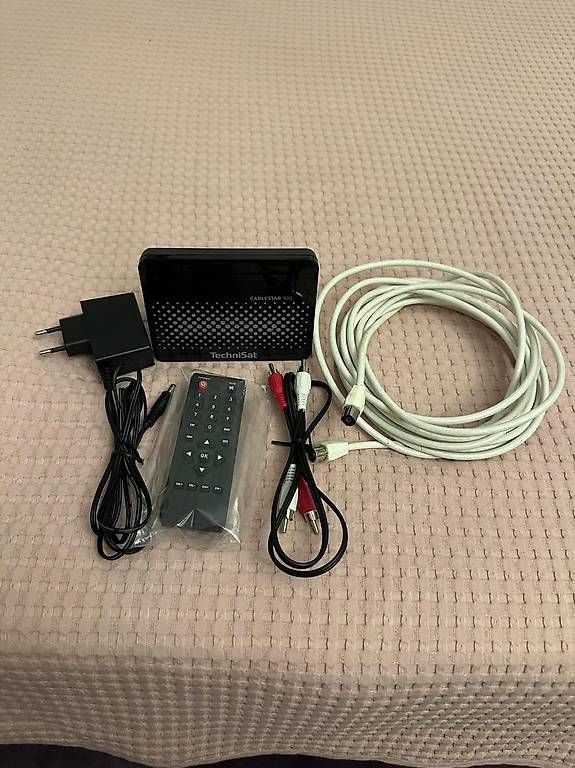 Ricevitori: Technisat Digital Receiver, CableStar 100 – Usato da Hitzkirch venduto da sch_6dt6 2