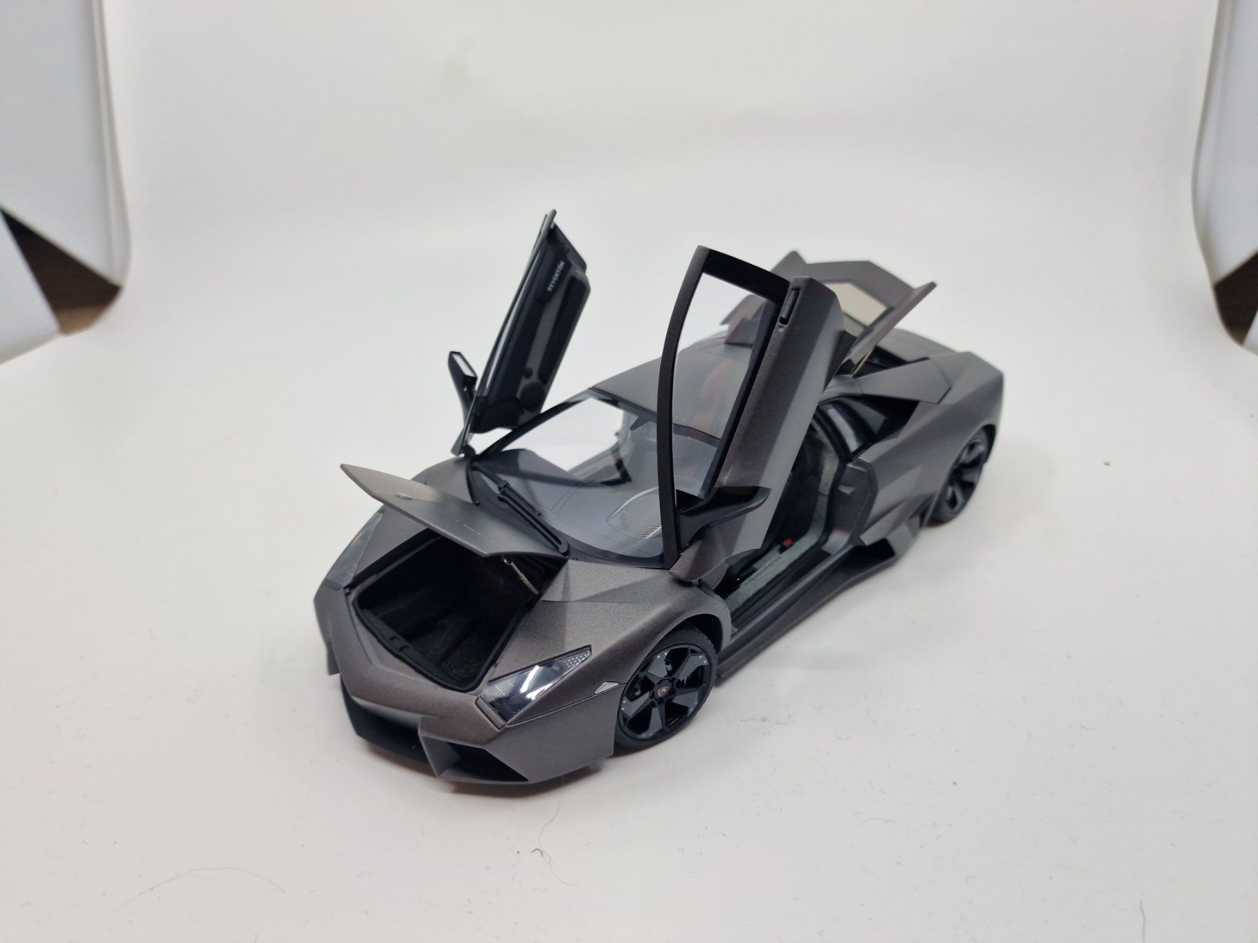 Autoart Modellini d'auto: Lamborghini Reventon 1/18 AutoArt – Nuovo (secondo la descrizione) da Reckingen VS venduto da RonaldL01 4