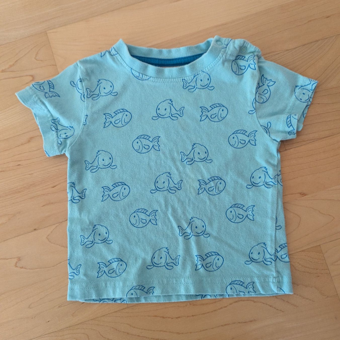 Camicie, T-shirt & Polo: 4 T-Shirts Sommer Kleider Set Gr. 68 – Usato da Uster venduto da petches 2
