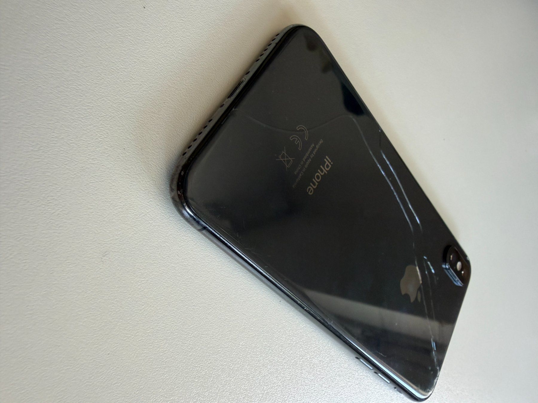 Apple Telefoni cellulari / Smartphones: iphone X 256Gb + 2 cases + extra screen protector – Usato da Zürich venduto da JulesZHW 6