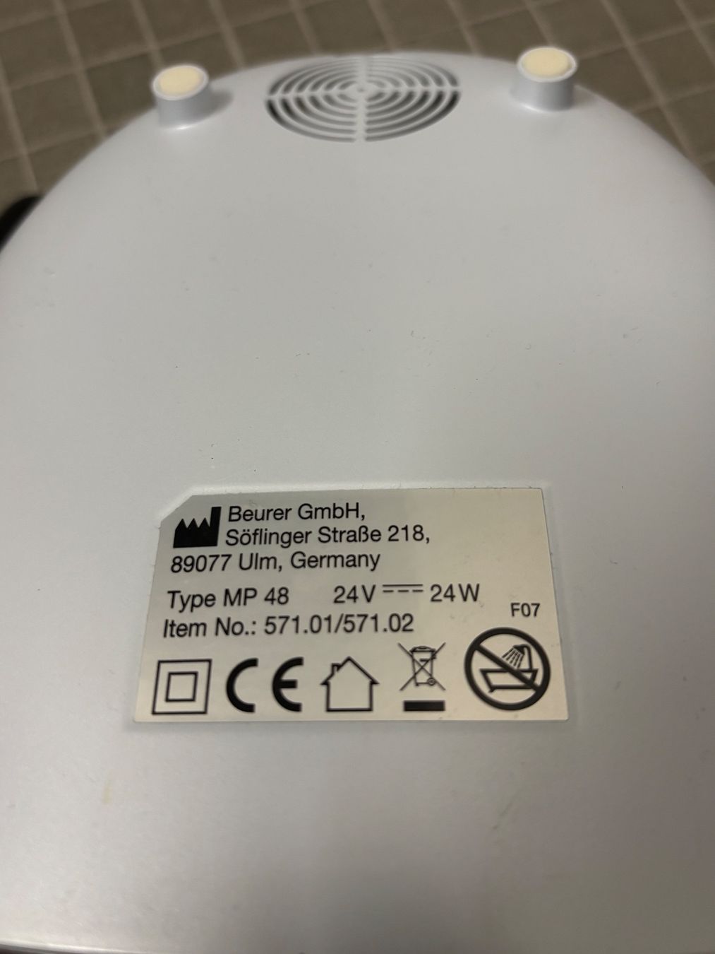 Ongles artificiels: CND Shellac Set mit Lampe und Zubehör – D'occasion à Zürich par 2KiWi 4