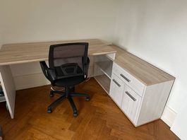 Büro- Tisch und Stuhl Neu